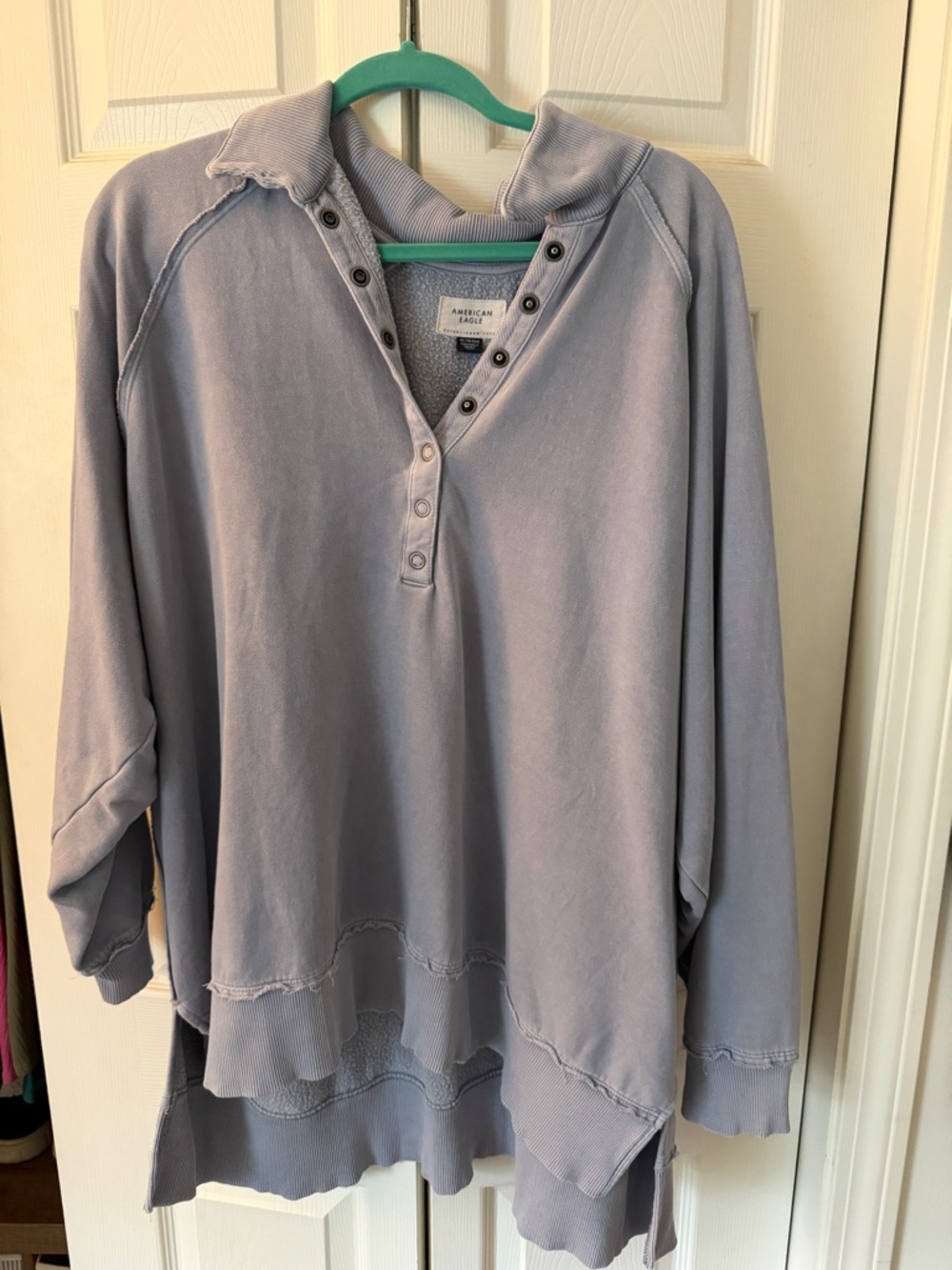 AE Big Hug Henley Sweatshirt